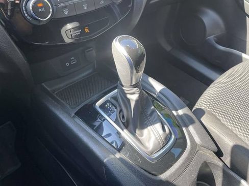 Used 2020 Nissan Rogue Sport S FWD image 34