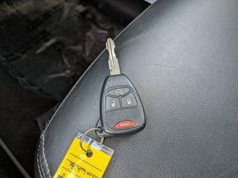 Used 2018 Jeep Wrangler Unlimited Sahara w/ Connectivity Group AWD/4WD image 30