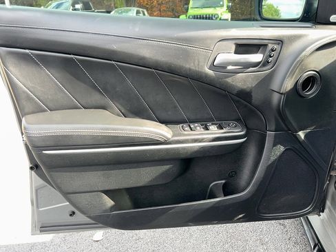 Used 2023 Dodge Charger Scat Pack w/ Plus Group image 13