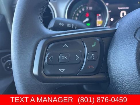 Used 2023 Jeep Wrangler Unlimited AWD/4WD image 27