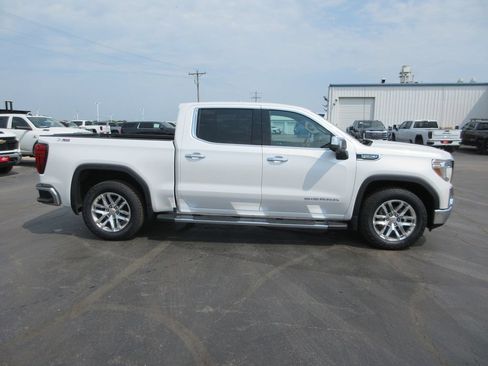 Used 2019 GMC Sierra 1500 SLT w/ SLT Premium Package AWD/4WD image 4