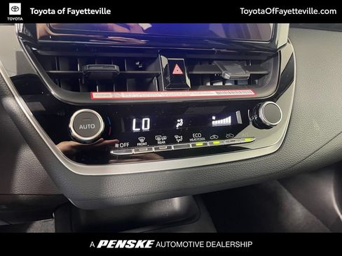 Used 2026 Toyota Corolla SE FWD image 29