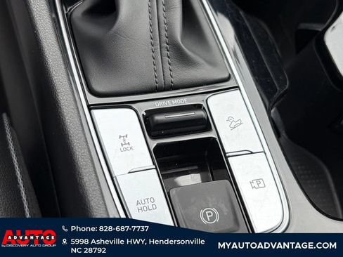 Used 2022 Hyundai Santa Cruz Limited AWD/4WD image 18