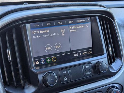 Used 2022 Chevrolet Colorado LT w/ Fleet Safety Package image 17