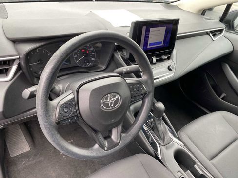 Used 2024 Toyota Corolla LE image 12