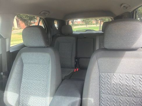 Used 2023 Chevrolet Equinox LT FWD image 25