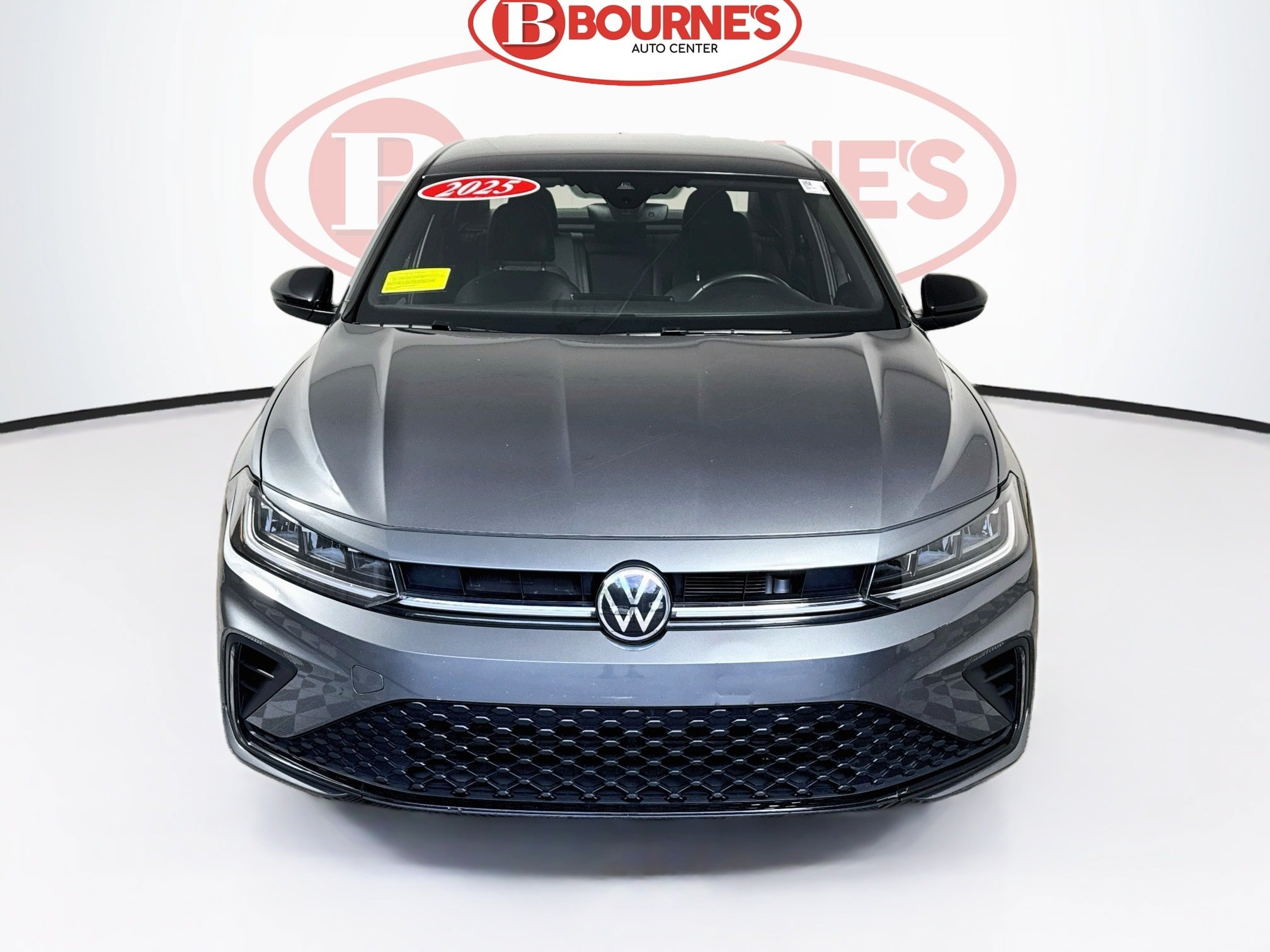 Used 2025 Volkswagen Jetta Sport FWD image 5
