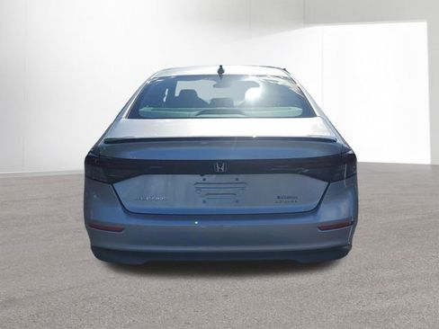 Used 2025 Honda Accord Sport image 17