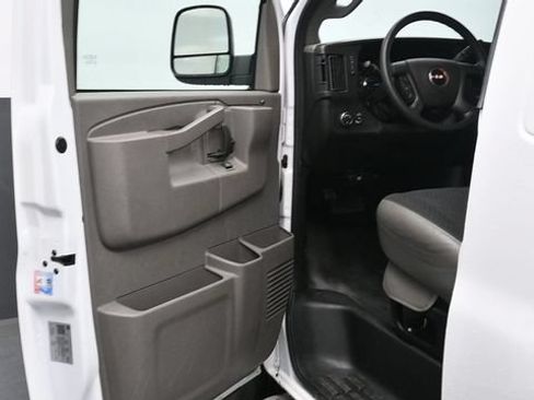 Used 2025 GMC Savana 2500 w/ Driver Convenience Package RWD image 25