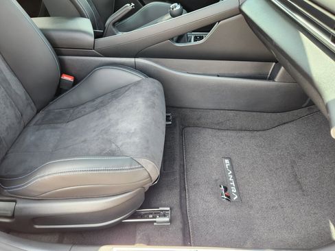 New 2025 Hyundai Elantra N image 15