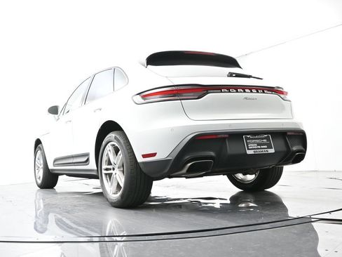Certified 2023 Porsche Macan image 48