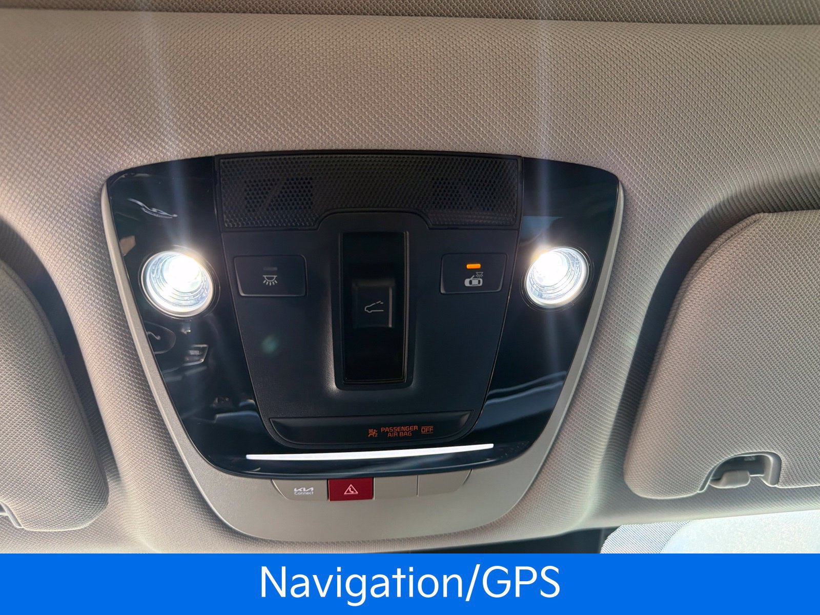 Certified 2024 Kia Sorento S w/ Panoramic Sunroof Package FWD image 17
