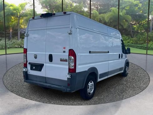 Used 2017 RAM ProMaster 2500 w/ Interior Convenience Group FWD image 5