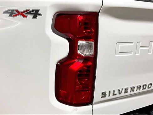 Used 2021 Chevrolet Silverado 2500 W/T w/ Gooseneck/5TH Wheel Package image 8