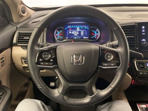 Used 2022 Honda Pilot Touring image 18