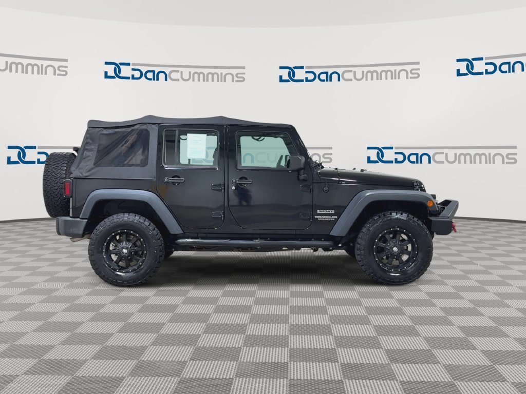 Used 2016 Jeep Wrangler Unlimited Sport w/ Max Tow Package AWD/4WD image 9