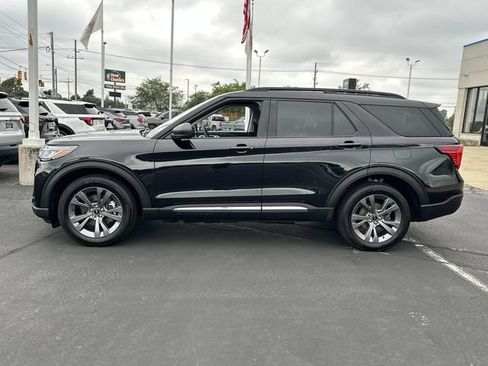 Used 2025 Ford Explorer Active w/ Active Comfort Package AWD/4WD image 4