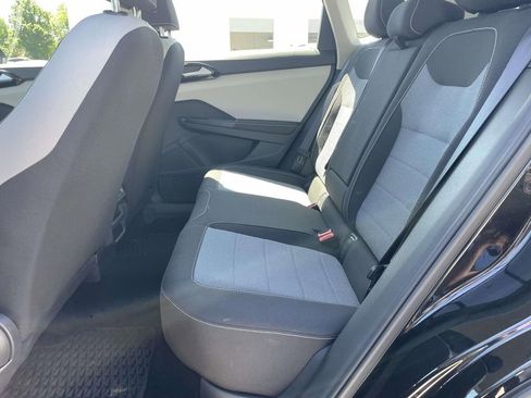 Used 2025 Volkswagen Taos S image 9