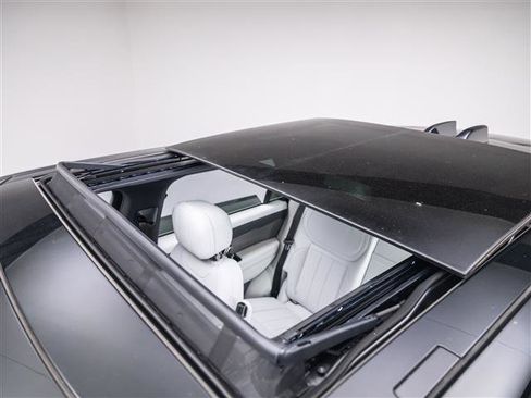 New 2026 Land Rover Range Rover Sport SE image 15