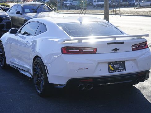 Used 2018 Chevrolet Camaro ZL1 image 10