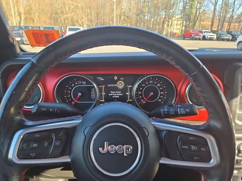 Used 2021 Jeep Wrangler Unlimited Rubicon w/ Safety Group AWD/4WD image 22