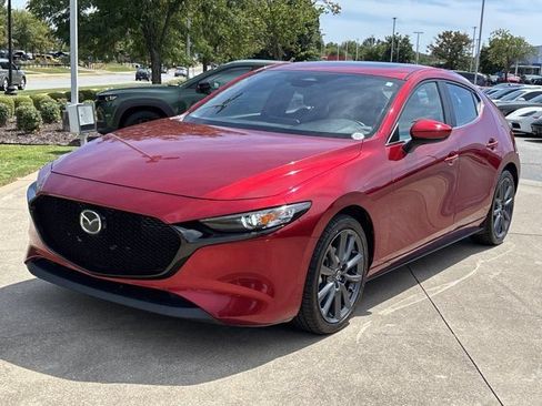 Used 2025 MAZDA MAZDA3 s FWD image 11