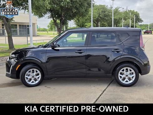 Certified 2025 Kia Soul LX FWD image 3