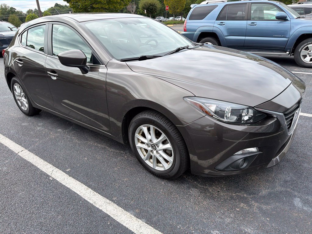 Used 2016 MAZDA MAZDA3 i Touring FWD image 1