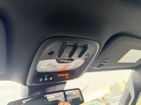 New 2026 GMC Canyon Elevation w/ Convenience Package image 29