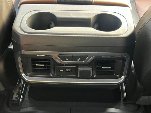 Used 2019 Chevrolet Silverado 1500 High Country w/ Technology Package image 18