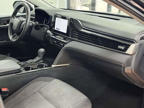 Used 2025 Toyota Camry LE FWD image 26