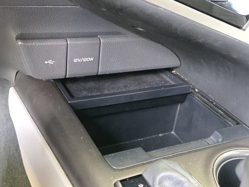 Used 2023 Toyota Camry SE FWD image 17
