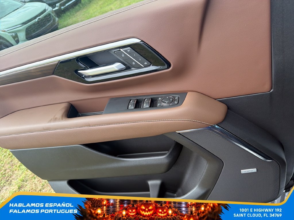 New 2026 Chevrolet Suburban High Country AWD/4WD image 13