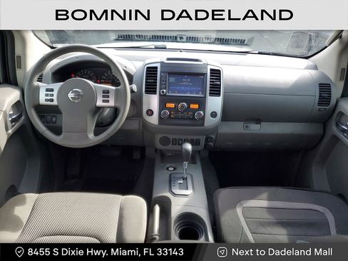 Used 2021 Nissan Frontier SV w/ Midnight Edition Floor Mats image 12