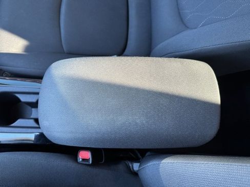 Certified 2022 Toyota Corolla LE image 16