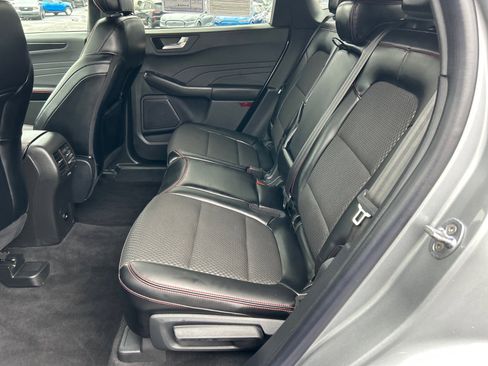 Certified 2024 Ford Escape ST-Line Select w/ Tech Pack #1 image 8