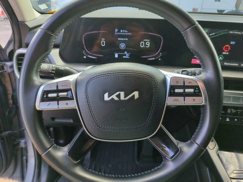 Used 2023 Kia Telluride S FWD image 33