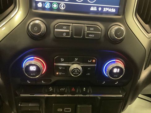 Used 2021 Chevrolet Silverado 1500 LT Trail Boss w/ Bed Protection Package image 7