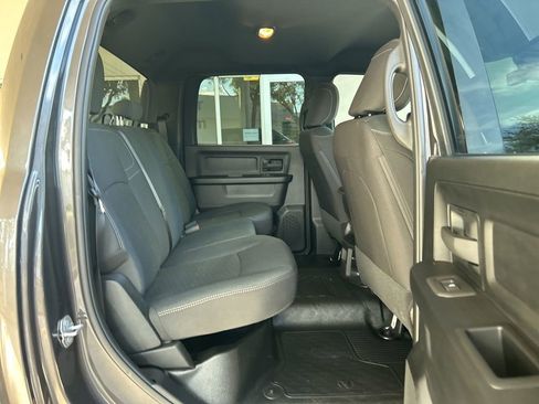 Used 2025 RAM 3500 Tradesman w/ Chrome Appearance Group image 24