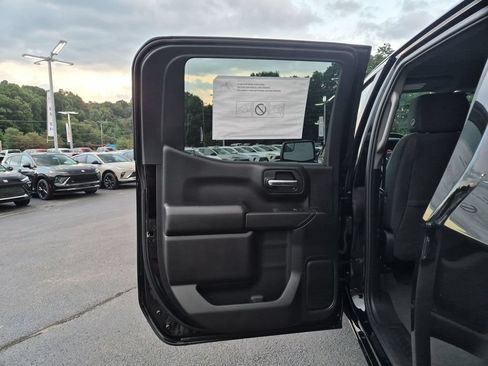 New 2026 GMC Sierra 1500 Pro w/ Graphite Edition AWD/4WD image 27