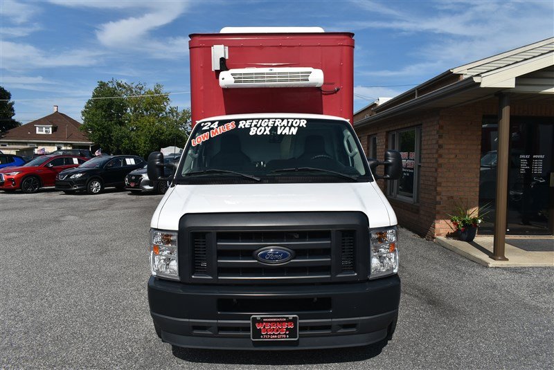 Used 2024 Ford E-350 and Econoline 350 Super Duty w/ Power Windows & Locks Group RWD image 6