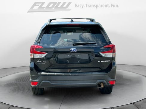 Used 2021 Subaru Forester Premium w/ Popular Package #1 AWD/4WD image 8