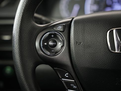 Used 2015 Honda Accord LX image 12