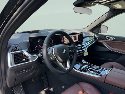 New 2026 BMW X5 xDrive50e AWD/4WD image 8