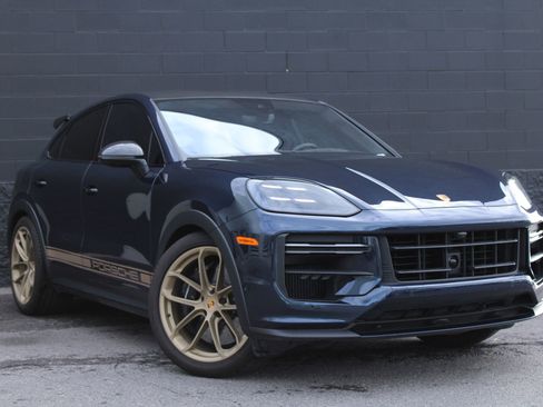 Certified 2024 Porsche Cayenne Turbo GT image 8