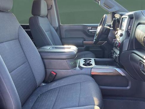 Used 2021 Chevrolet Silverado 1500 LT Trail Boss w/ Convenience Package II image 29