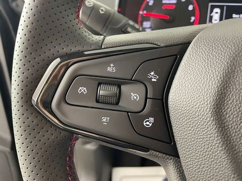 New 2026 Chevrolet Trax RS w/ Sunroof Package FWD image 10