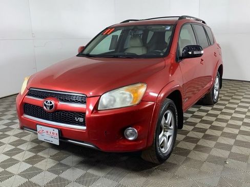 Used 2011 Toyota RAV4 Limited w/ Limited Extra Value Pkg AWD/4WD image 10