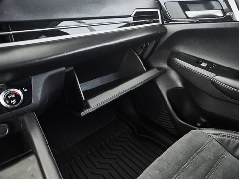 Used 2022 Mitsubishi Outlander SE FWD image 35