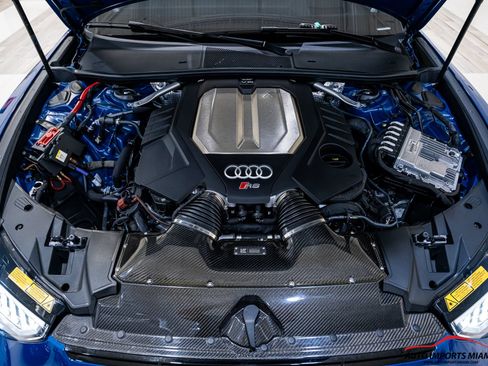 Used 2025 Audi RS 6 performance AWD/4WD image 42